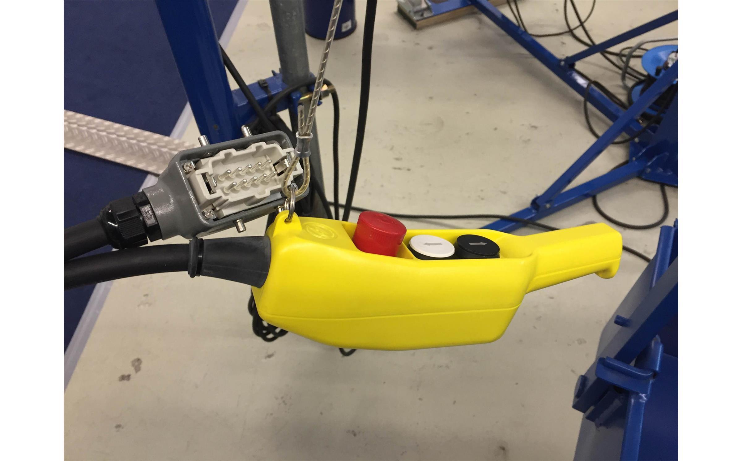 Böcker - Ferbedienungskabel 1,50m - Bauwinde Boy